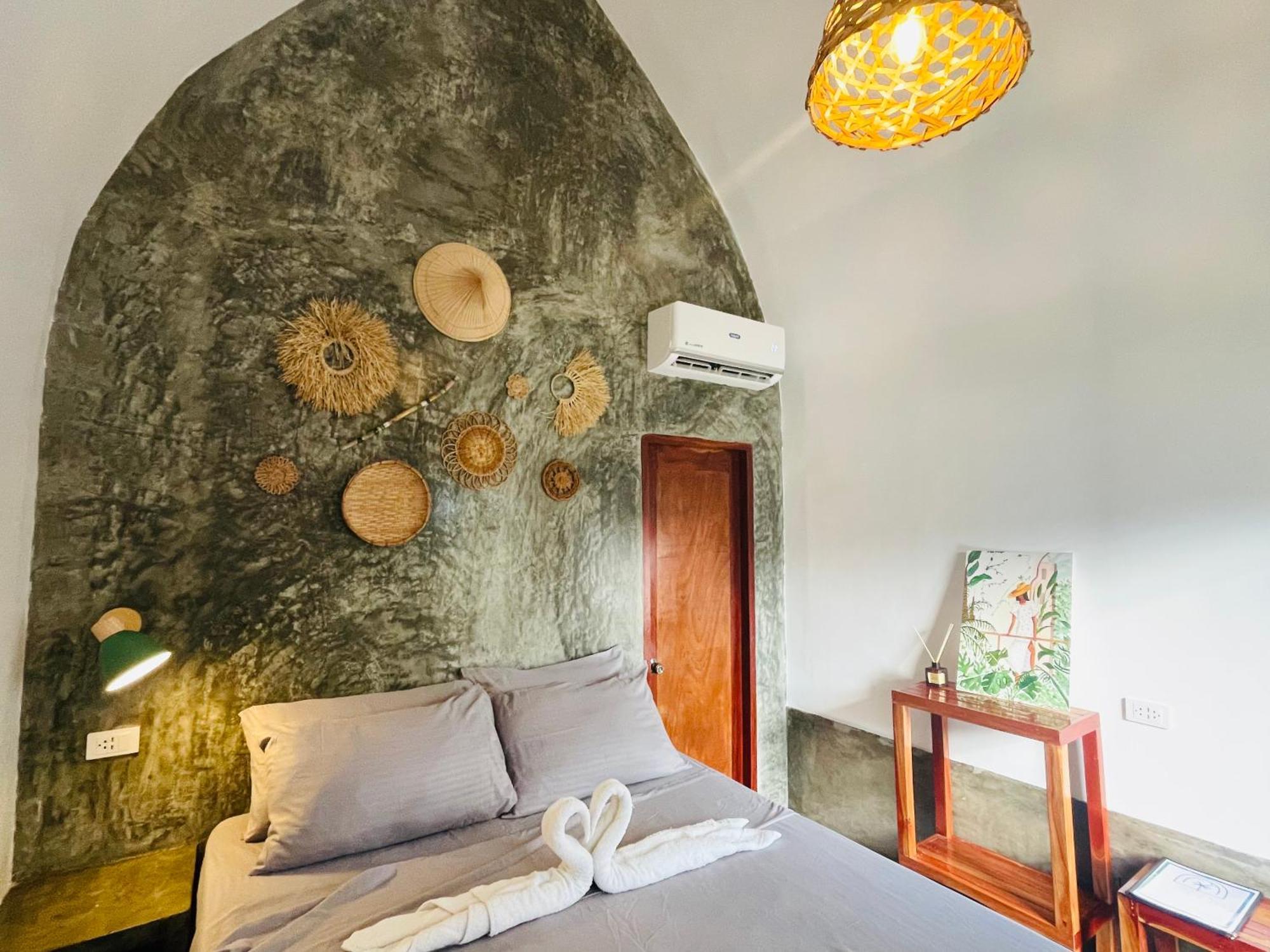 Maayong Hostel (Adults Only) Моалбоал Екстер'єр фото